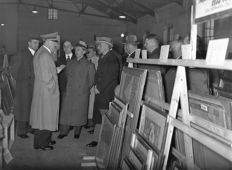 Adolf Hitler and Joseph Goebbels inspect confiscated art in Berlin